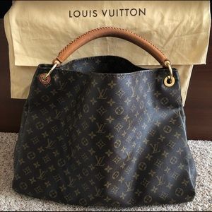 Authentic Louis Vuitton Artsy GM